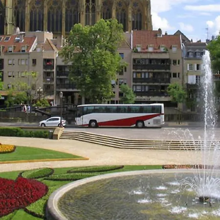 Modern & Cosy : 52 M² - Balcon Et Parking Prive - * Metz